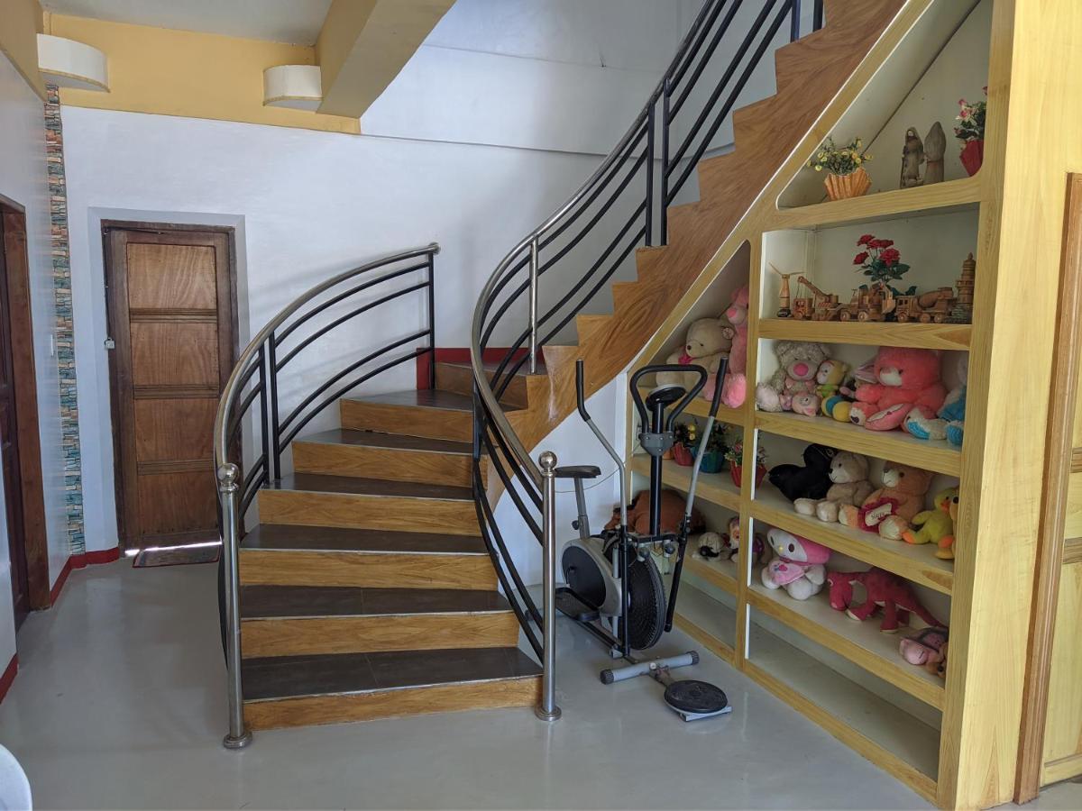 La Casa Milagrosa Hotell Coron Exteriör bild